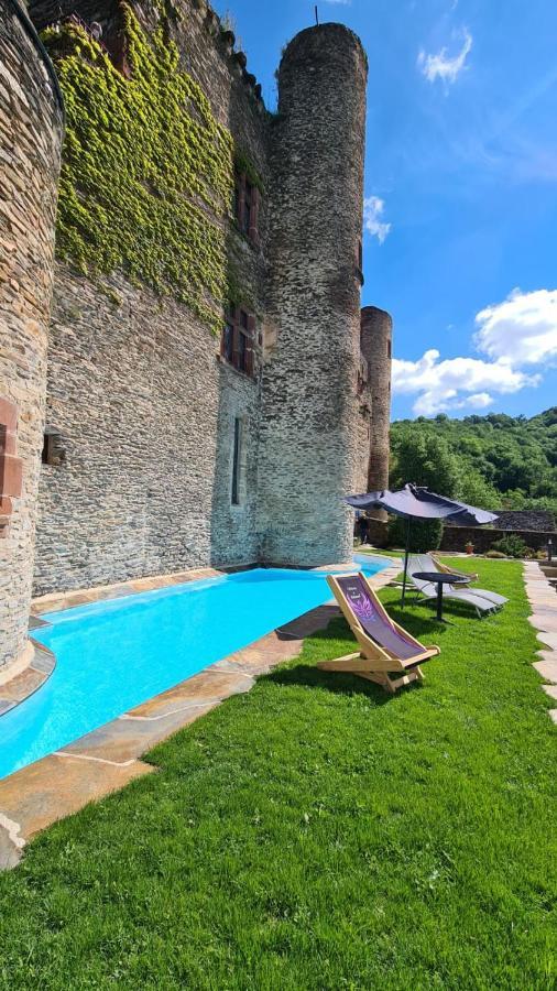Belcastel  Chambre D'Hotes Au Chateau De Belcastel מראה חיצוני תמונה