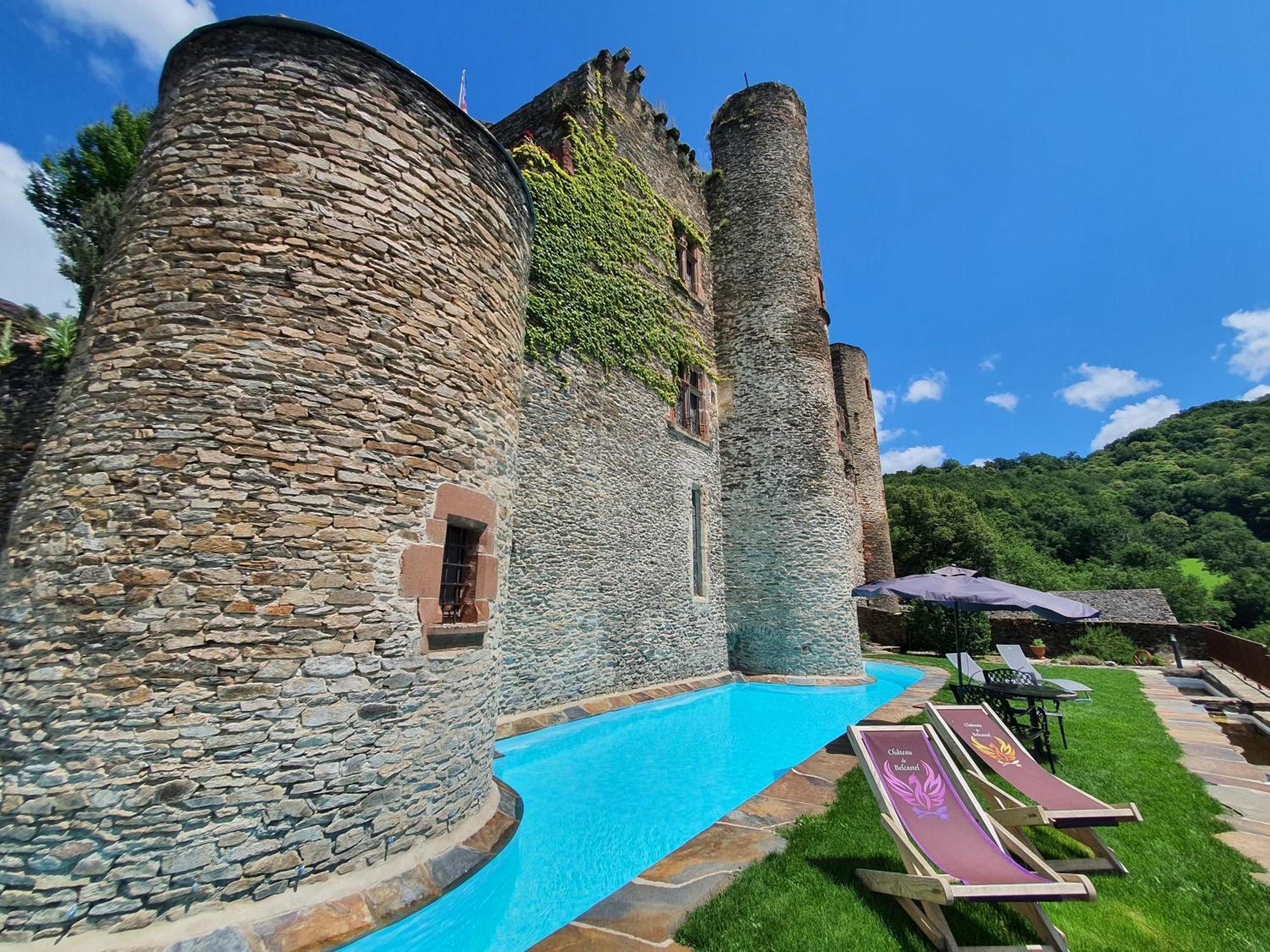 Belcastel  Chambre D'Hotes Au Chateau De Belcastel מראה חיצוני תמונה